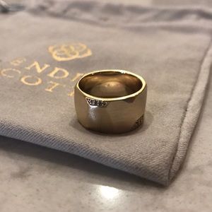 Kendra Scott gold ring size 7